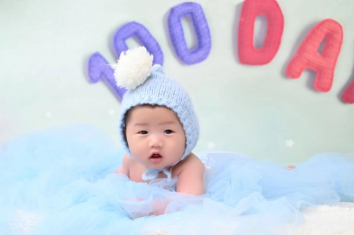 安陆2岁宝宝喝酸奶